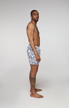 Load image into Gallery viewer, DARIUS Trunks